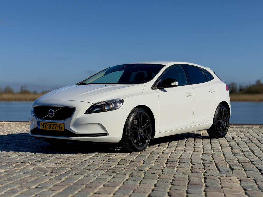 52523411