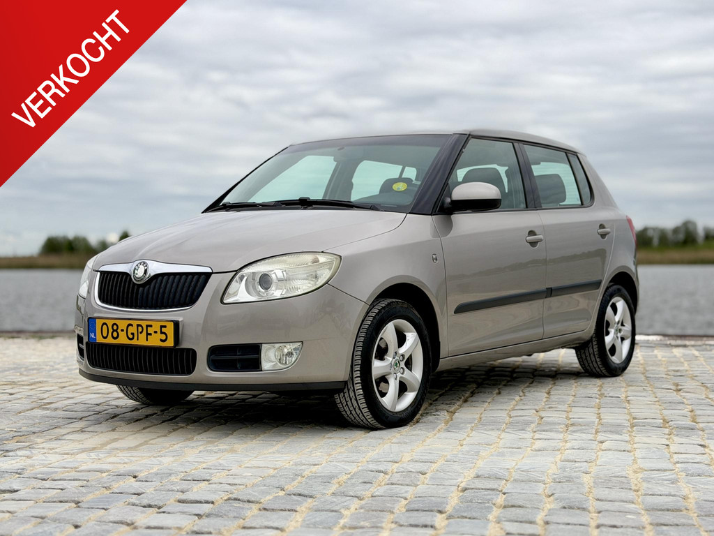 53744693