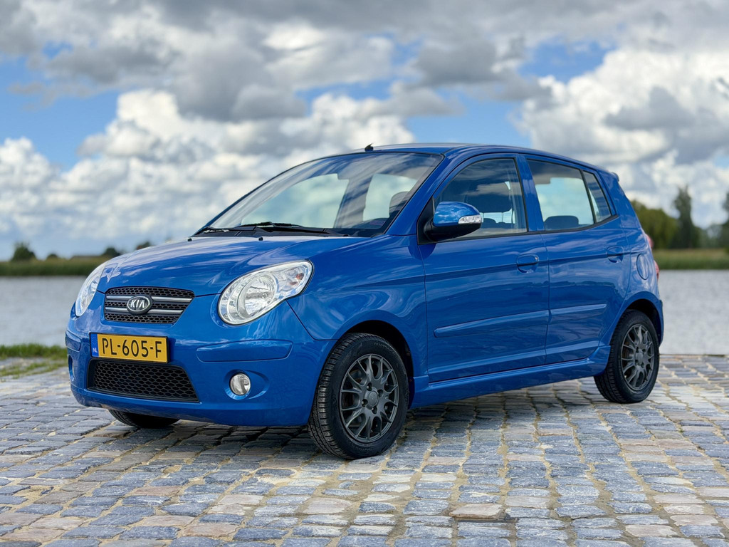 54300386